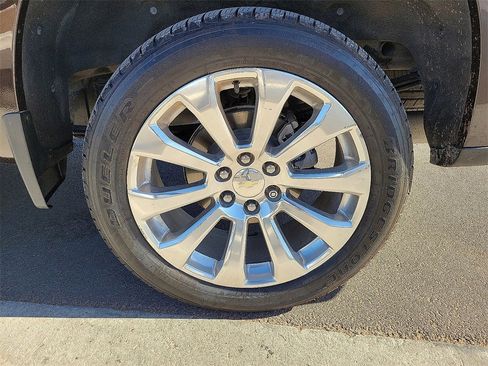 Used 2020 Chevrolet Silverado 1500 High Country w/ Technology Package image 10