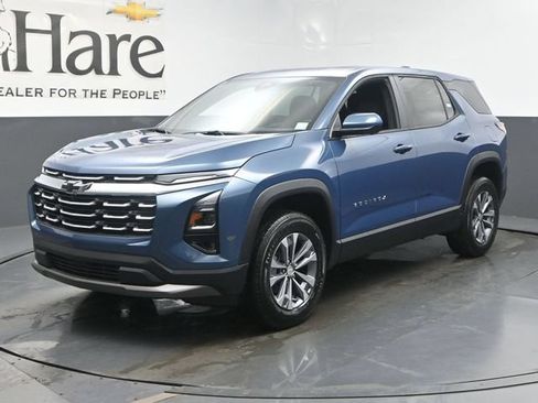 New 2026 Chevrolet Equinox LT w/ Safety and Technology Package FWD image 12
