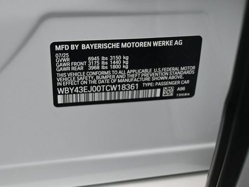 New 2026 BMW i7 eDrive50 w/ Premium Package image 19