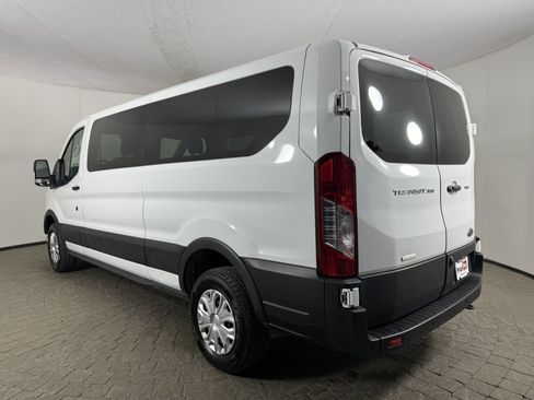 Used 2023 Ford Transit 350 XLT RWD image 5