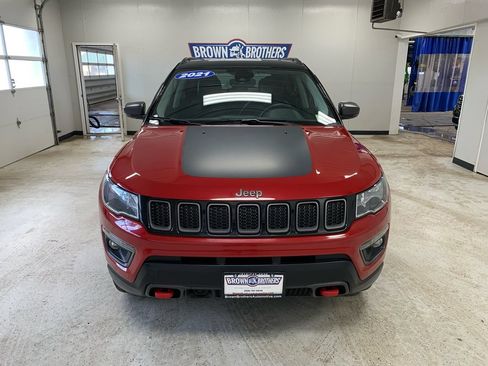 Used 2021 Jeep Compass Trailhawk AWD/4WD image 12