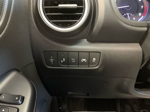 Used 2020 Hyundai Kona Ultimate image 38