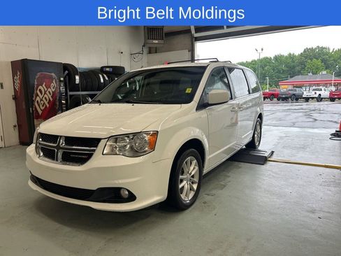 Used 2019 Dodge Grand Caravan SXT FWD image 5