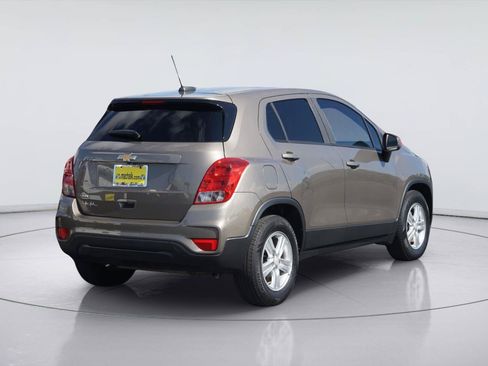 Used 2020 Chevrolet Trax LS w/ Tint and Cruise Package FWD image 6