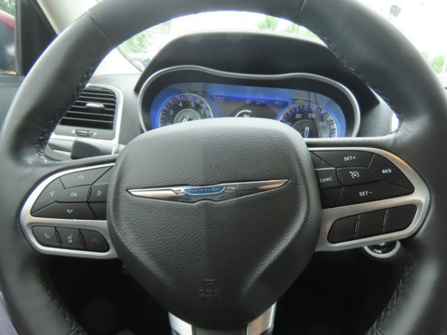 Used 2022 Chrysler 300 Touring L RWD image 25