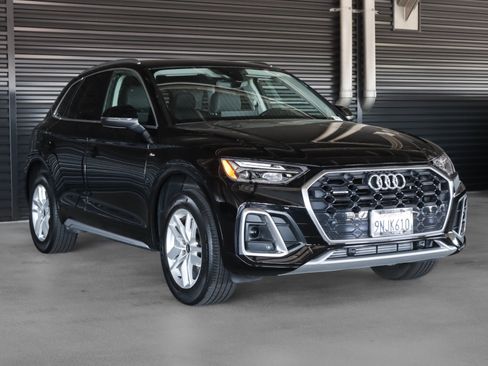 Used 2023 Audi Q5 2.0T Premium w/ Convenience Package AWD/4WD image 11