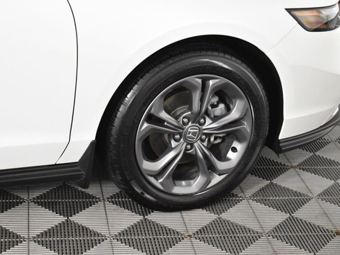 Used 2024 Honda Accord EX image 51
