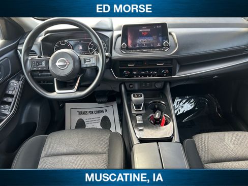 Used 2024 Nissan Rogue SV FWD image 10