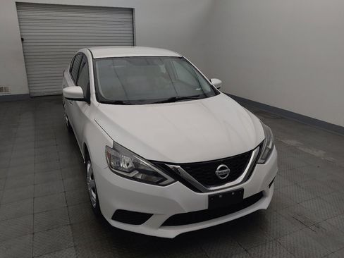 Used 2016 Nissan Sentra SV image 14