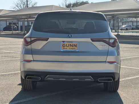 New 2026 Acura MDX SH-AWD image 5