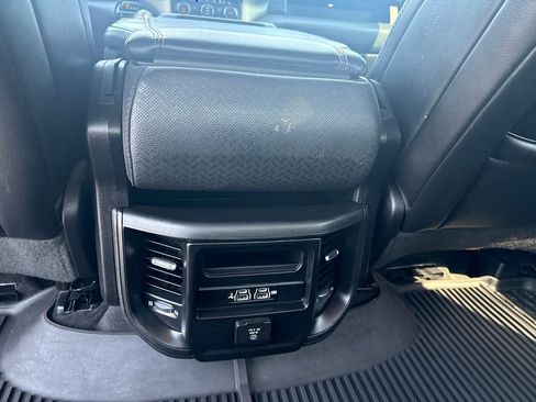Used 2020 RAM 1500 Laramie AWD/4WD image 33