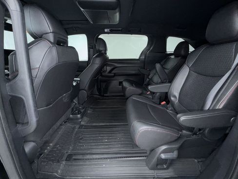 Certified 2025 Toyota Sienna XSE w/ XSE Plus Package AWD/4WD image 6