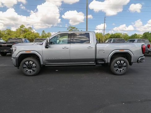 New 2025 GMC Sierra 2500 Denali w/ Denali Reserve Package image 5