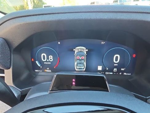 Certified 2025 Ford Explorer Platinum w/ Ultimate Package image 3