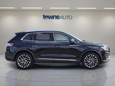 Used 2020 Lincoln Nautilus Reserve AWD/4WD image 6