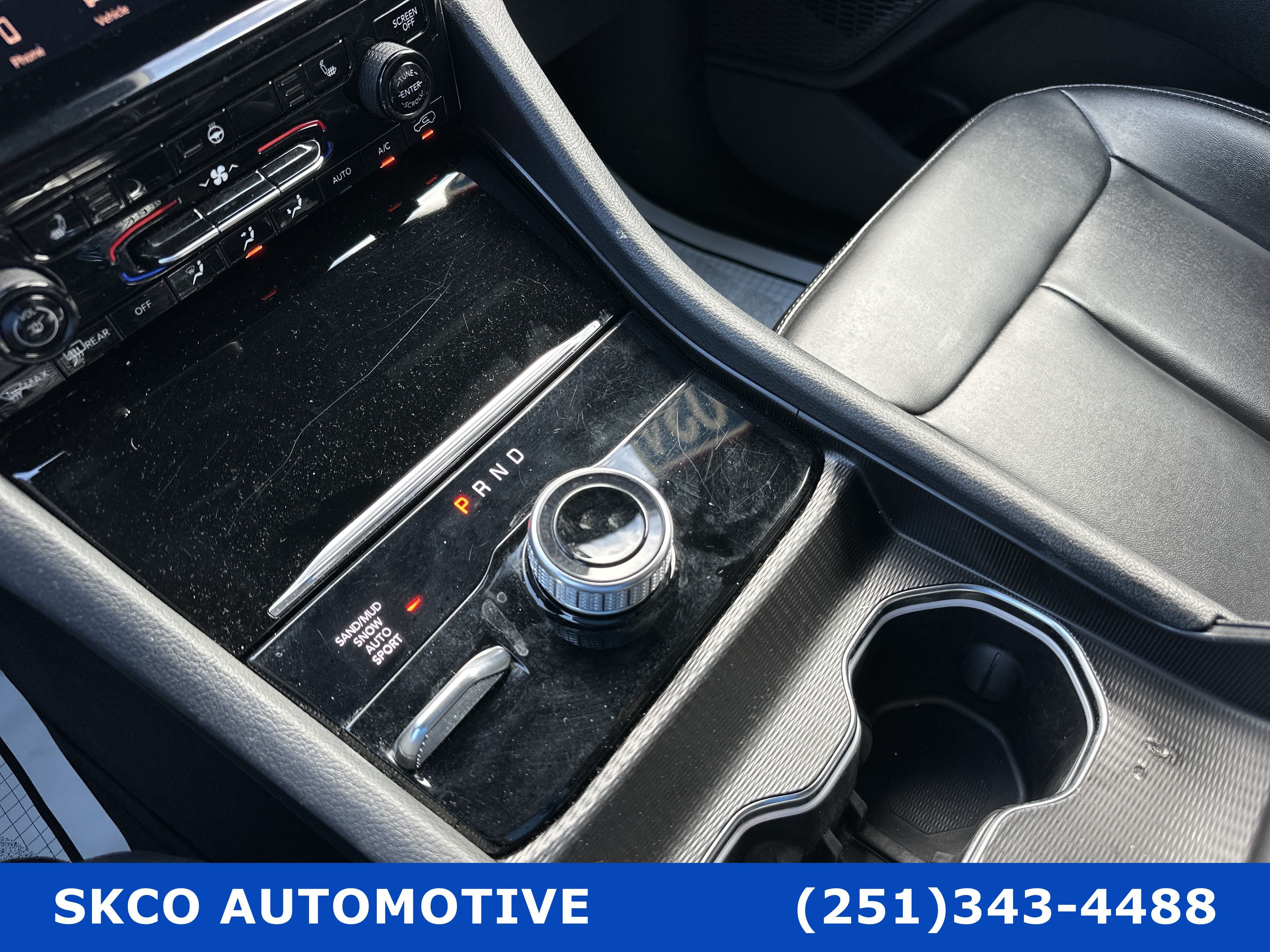 Used 2024 Jeep Grand Cherokee Limited AWD/4WD image 23