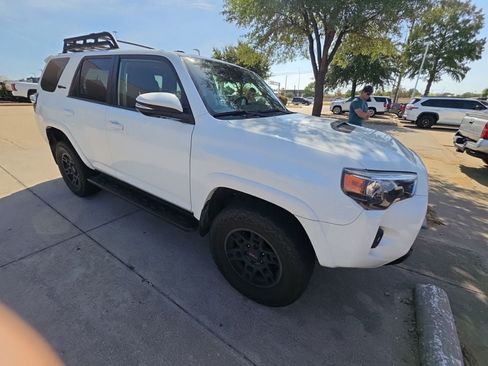 Used 2024 Toyota 4Runner TRD Pro AWD/4WD image 3