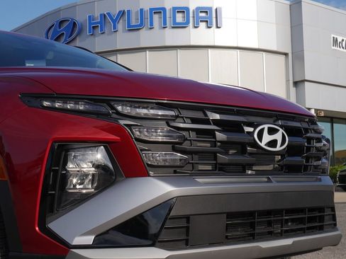 Used 2026 Hyundai Tucson SEL AWD/4WD image 3