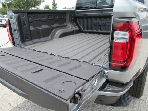 New 2026 GMC Canyon Elevation w/ Convenience Package RWD image 28