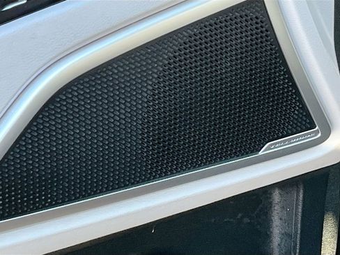 Used 2021 Kia Telluride EX w/ EX Premium Package AWD/4WD image 19