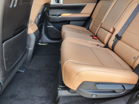 New 2026 Hyundai Santa Fe Calligraphy image 11