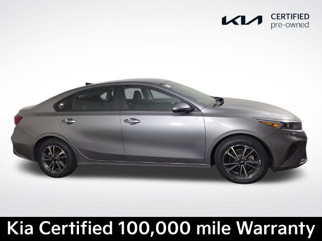 Certified 2023 Kia Forte LXS FWD image 5