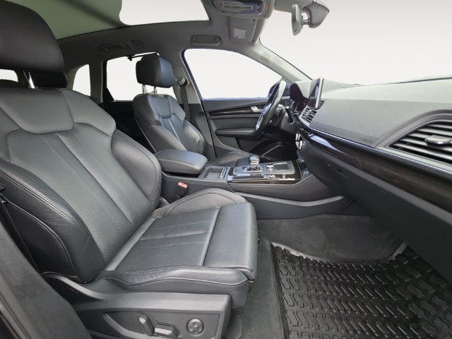 Used 2018 Audi Q5 Prestige w/ Prestige Package AWD/4WD image 15