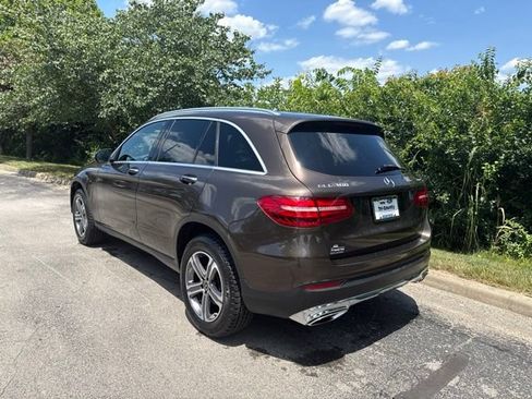 Used 2018 Mercedes-Benz GLC 300 4MATIC image 5
