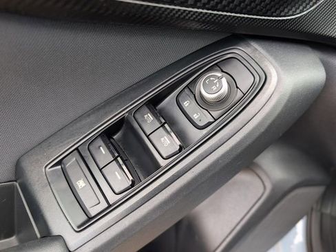 Used 2021 Subaru Crosstrek 2.0i Premium w/ Moonroof Package image 14