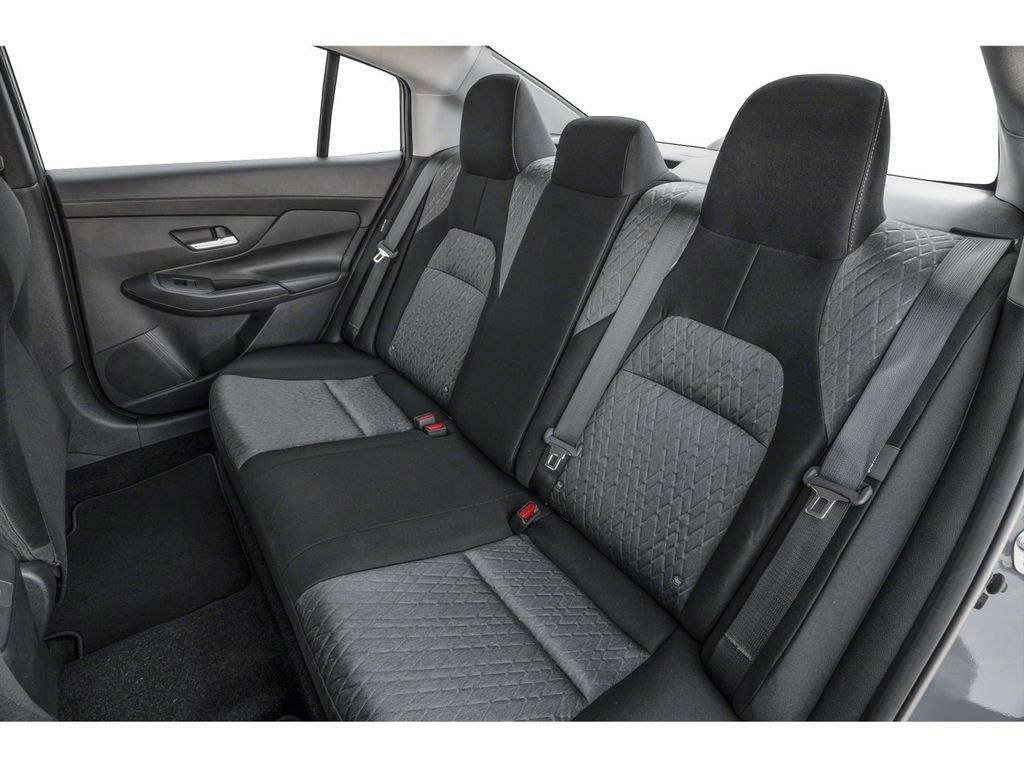Used 2026 Nissan Sentra SV w/ SV Convenience Package FWD image 11