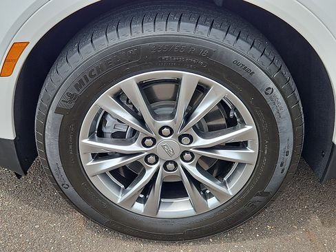 Certified 2023 Cadillac XT5 Premium Luxury AWD/4WD image 8