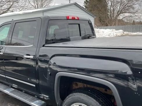 Used 2018 GMC Sierra 1500 SLT w/ SLT Premium Package image 4