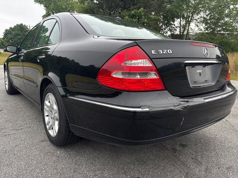 Used 2003 Mercedes-Benz E 320 Sedan image 3
