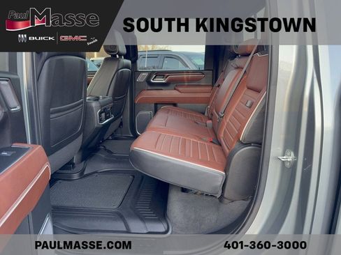 Used 2024 GMC Sierra 2500 Denali Ultimate w/ Snow Plow Prep/Camper Package image 9