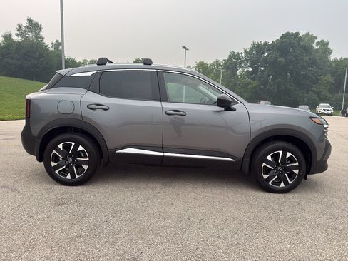 New 2026 Nissan Kicks SV w/ Cold Weather Package AWD/4WD image 4