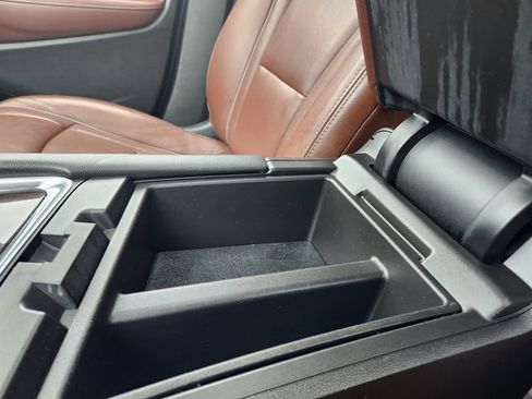 Used 2021 Buick Enclave Avenir w/ Avenir Technology Package image 19