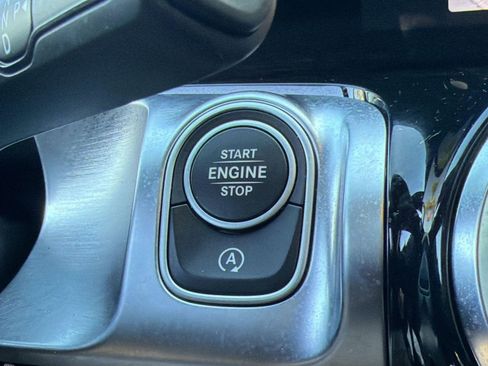 Certified 2023 Mercedes-Benz GLB 250 image 25