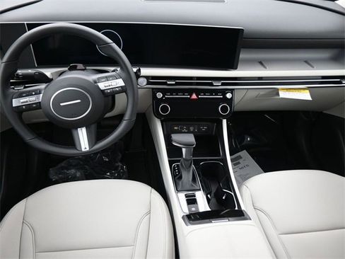 New 2026 Hyundai Tucson SEL image 12