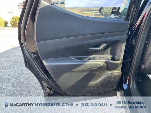 Used 2024 Hyundai Santa Cruz SEL image 19