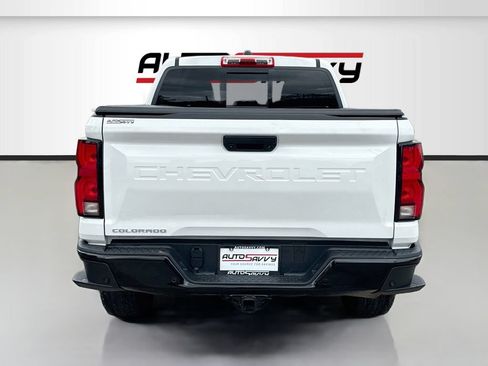 Used 2024 Chevrolet Colorado Z71 w/ Z71 Convenience Package 2 AWD/4WD image 6