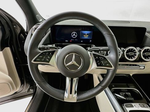Certified 2026 Mercedes-Benz GLA 250 image 12