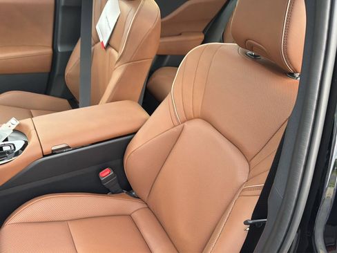 New 2026 Toyota Crown Signia AWD/4WD image 30