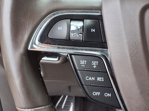 Certified 2022 Lincoln Nautilus Reserve image 21