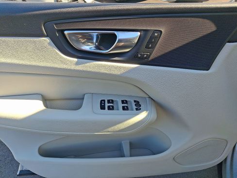 Certified 2023 Volvo XC60 B5 Plus w/ Climate Package image 12