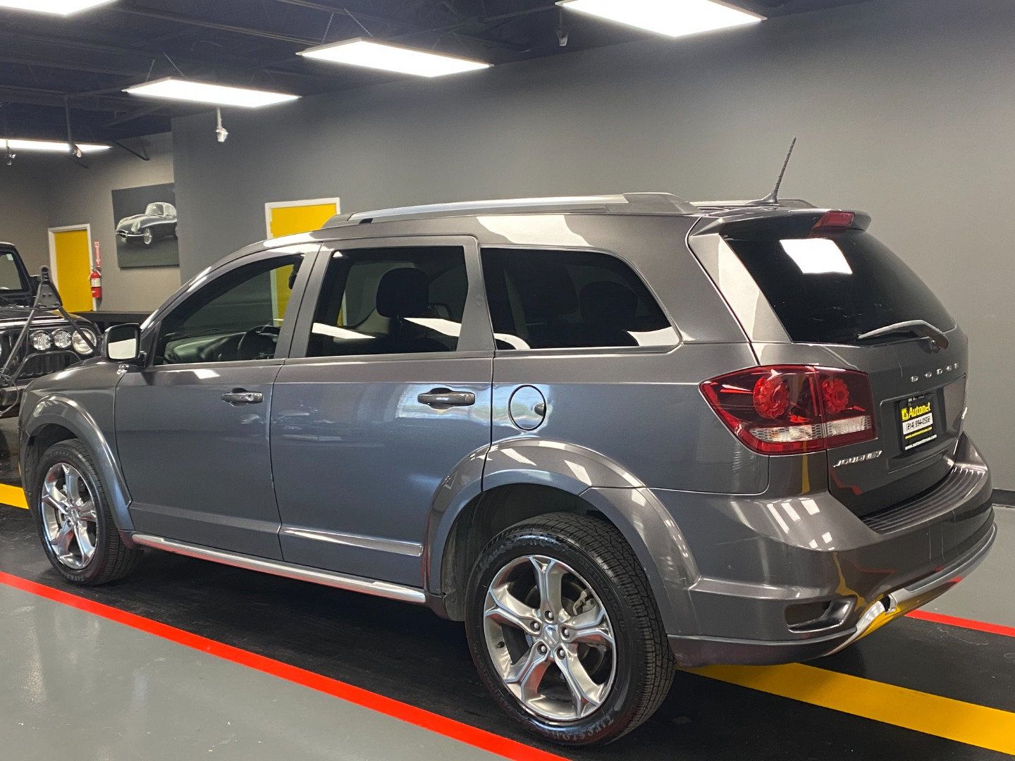 Used 2016 Dodge Journey Crossroad FWD image 4