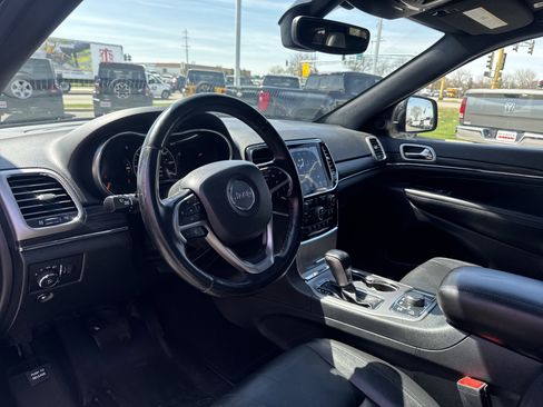 Used 2020 Jeep Grand Cherokee Limited image 18