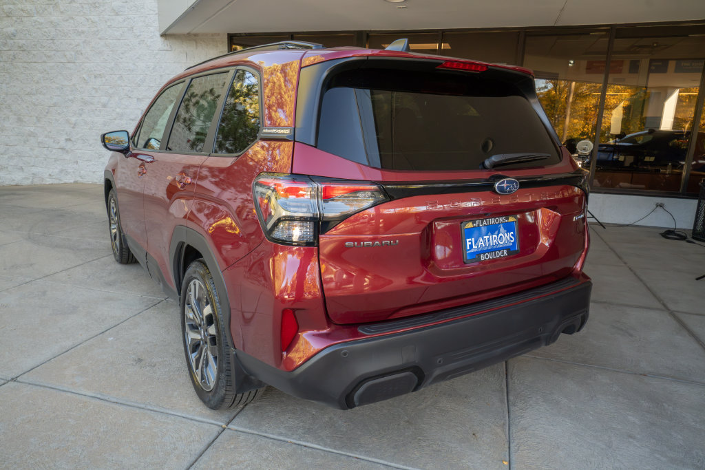 Used 2026 Subaru Forester Touring AWD/4WD image 5
