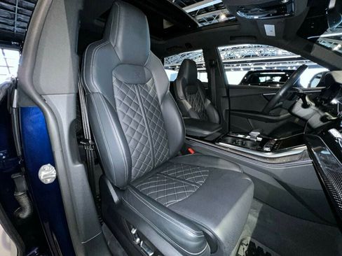 Used 2022 Audi SQ8 Prestige w/ Prestige Package image 33