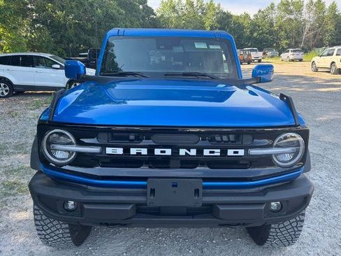 Certified 2023 Ford Bronco Outer Banks w/ Sasquatch Package AWD/4WD image 2