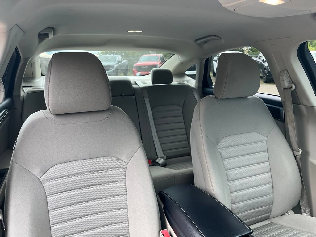 Used 2018 Ford Fusion SE w/ Fusion SE Technology Package FWD image 35
